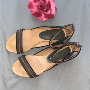 Lamb Sandals 🎉Firm on Price 🎉